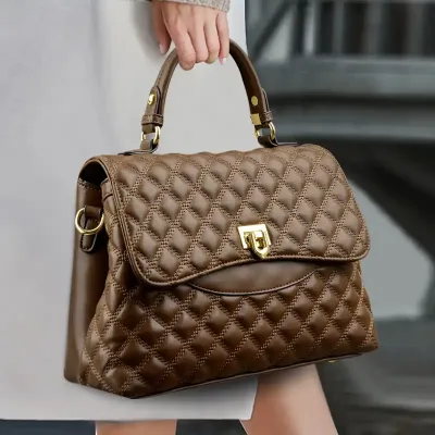 FASHIONABLE TEMPERAMENT HANDBAG